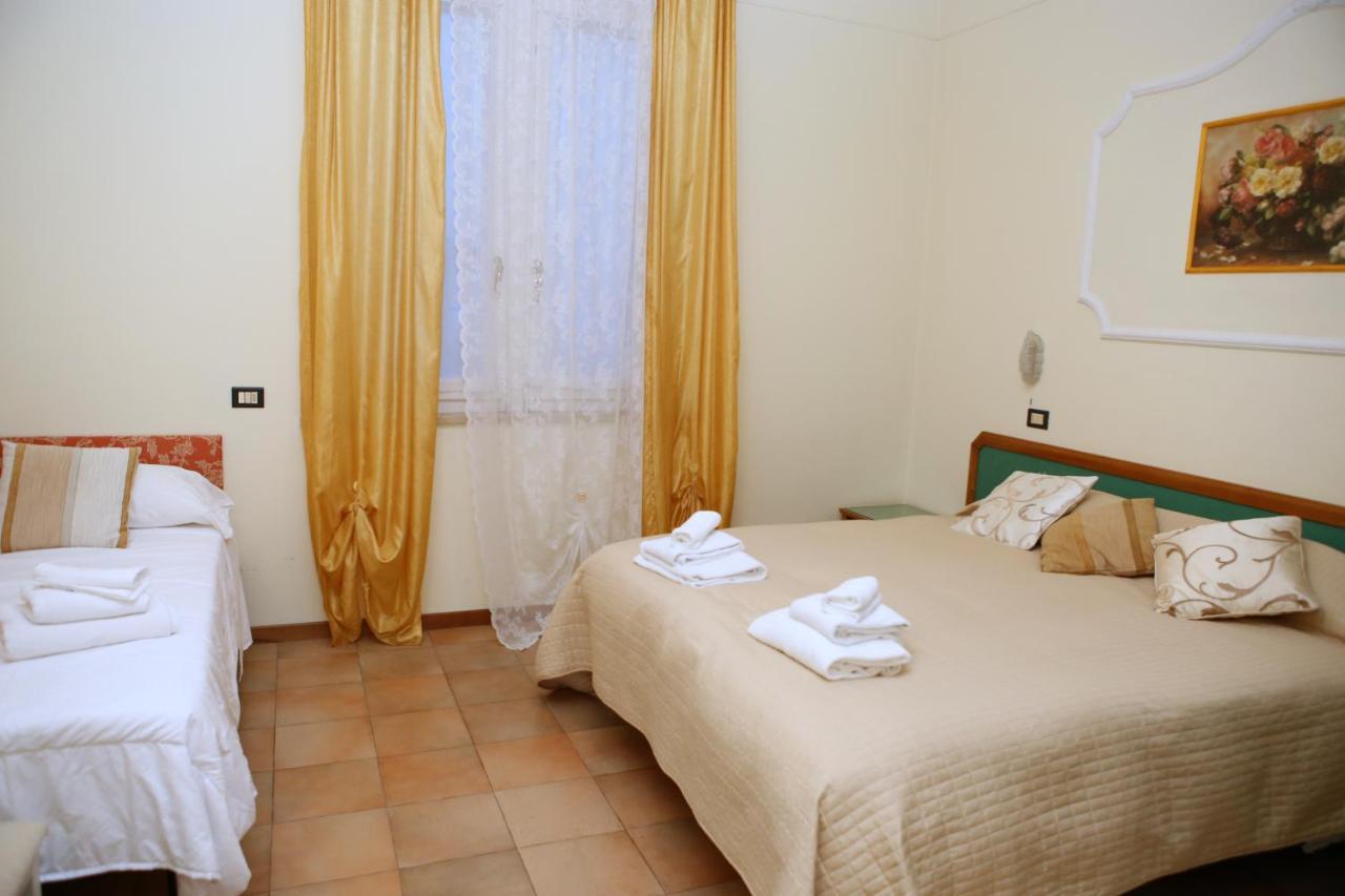 Hotel La Torre Rimini Ngoại thất bức ảnh