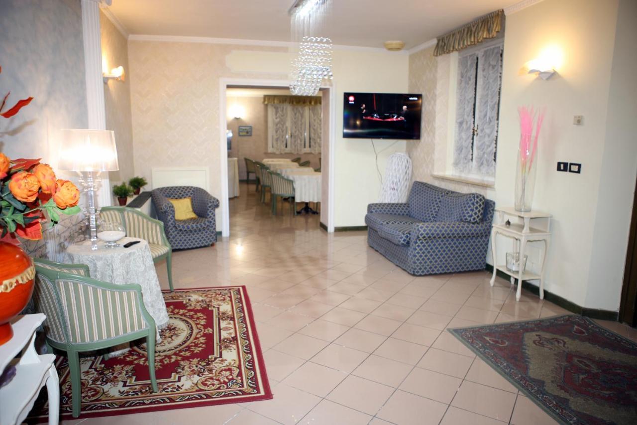 Hotel La Torre Rimini Ngoại thất bức ảnh